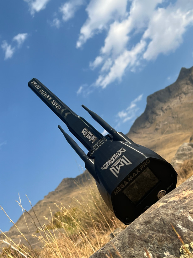 دستگاه گنجیاب مگا مکس پرو Mega Max Pro